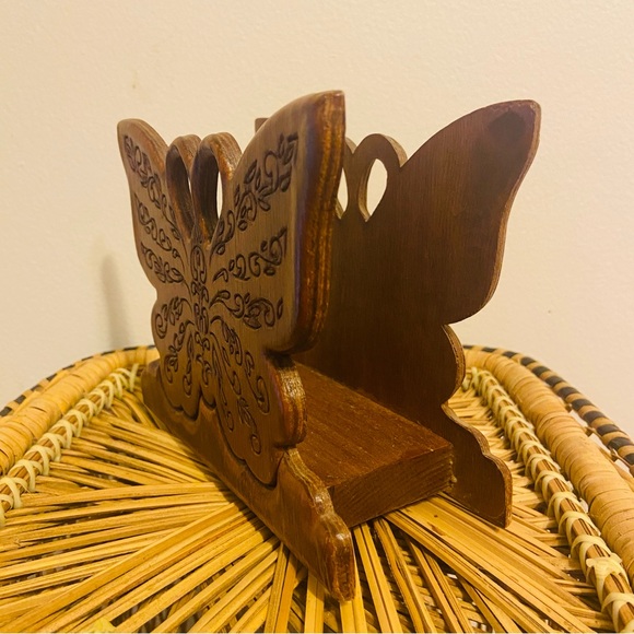 Vintage Carved Wood Butterfly Napkin Holder - Picture 3 of 4